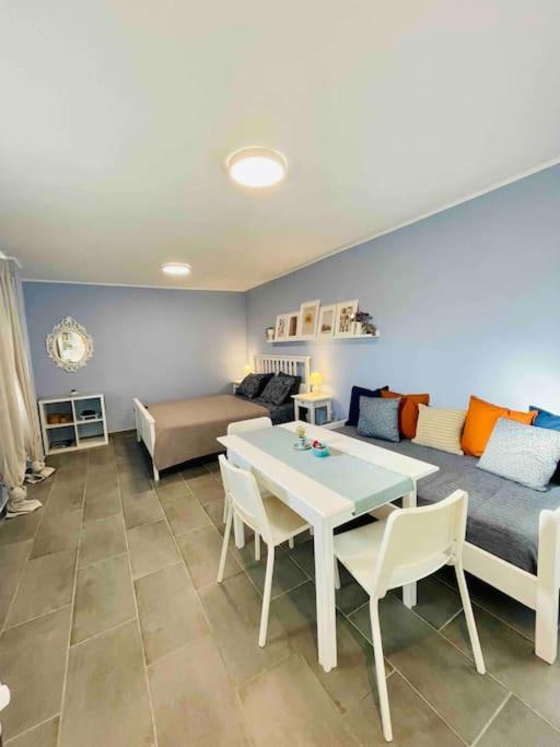 Cozy, Newly Renovated Apartment In Gavrio. Εξωτερικό φωτογραφία